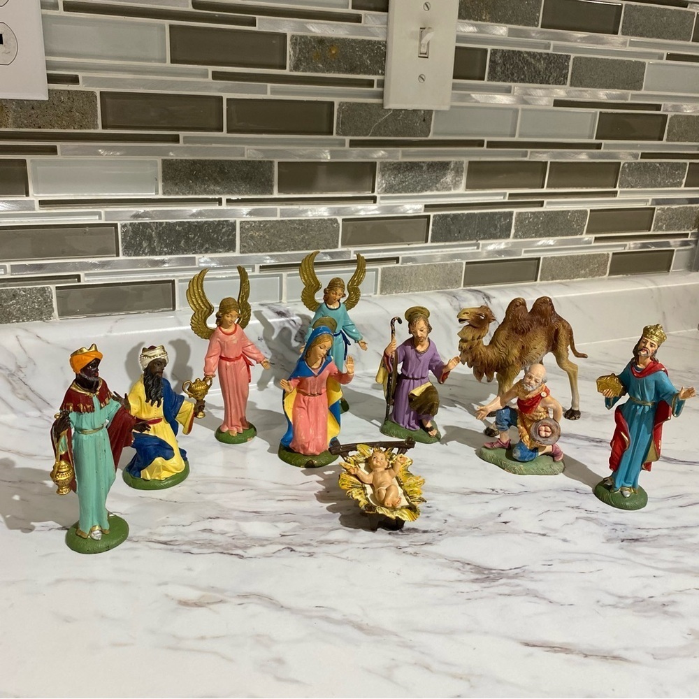 Vintage Depose Italy Fontanini nativity scene set of 11 pieces hand painted